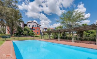 JoziStay @ Jackal Creek Apartments