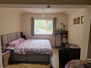 Beautiful 1-Bed Studio Lickey Hills Birmingham