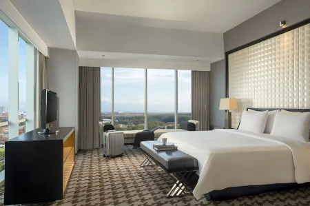 ARTOTEL TS Suites Surabaya