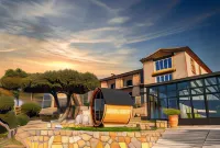 La Bastide de Tourtour Hotel & Spa Hotels in Moissac-Bellevue