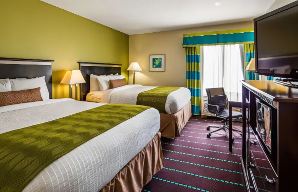 桑福德機場/瑪麗湖地區貝斯特韋斯特優質酒店