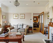Larkhill House Hotel di Portrush