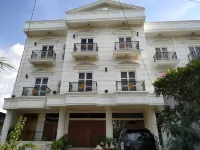 RedDoorz Syariah Near Lahat Station Hotels in Lahat