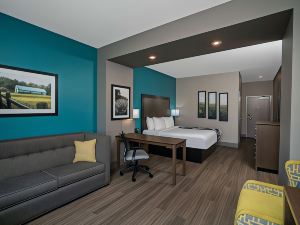 La Quinta Inn & Suites by Wyndham West Memphis