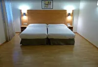 Hotel Avenida Hotels in Zaragoza