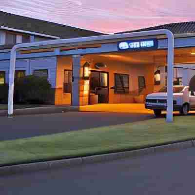 The Tillamook Inn Hotel Exterior