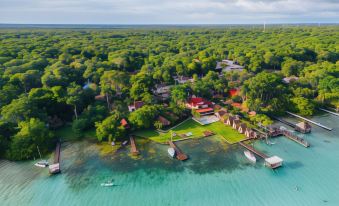 Hotel CasaBakal - A Pie de Laguna - Bacalar