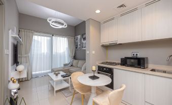 Aya - Canal Skyline Suite/ One Br Haven at Zada Tower