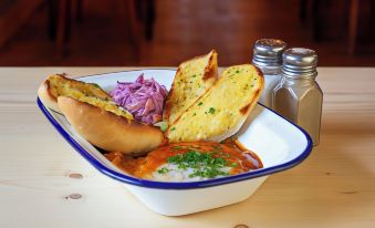 Hampton Hotel & Restaurant - Housity