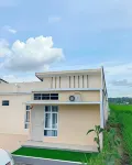 Sky Villa Hotels in Argomulyo