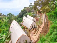 Selayang Olivehill - Luxury Glamping in the Forest Hotel a Cicurug