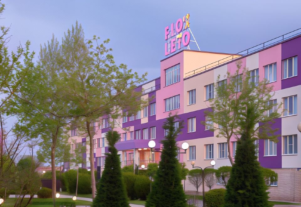 hotel overview picture