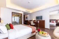 Mountain Glory Forest Resort Hotels in Rupakot