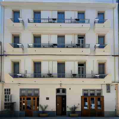 Hôtel Le National Hotel Exterior