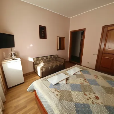 Black Wood Guest House