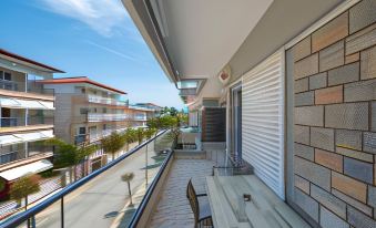 Ouzas Luxury Hotel