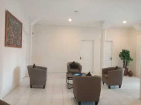 莫妮卡酒店 北托拉查縣酒店