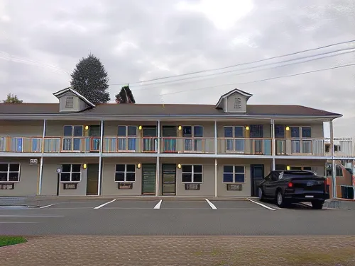 All Suites Inn Budget Host - 2-Star