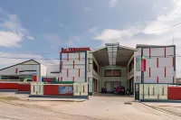 RedDoorz near Exit Tol Kotabaru ITERA Lampung Hotel dekat Muara Indah Suak