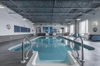 Holiday Inn Express & Suites Saint - Hyacinthe Hôtels à : Saint-Hyacinthe