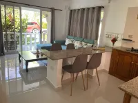 Marl Self Catering Hotels in Anse aux Pins