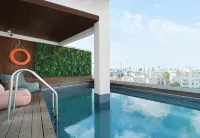 Leonardo Boutique Hotel Larnaca - Pools
