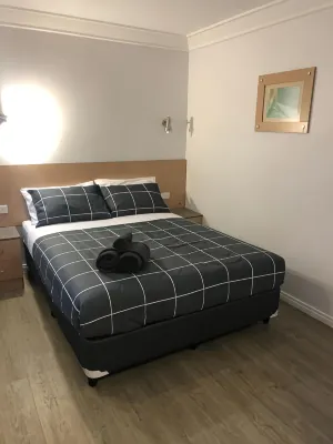 Latitude20 Cattrall Park Motel Hotels in Baynton