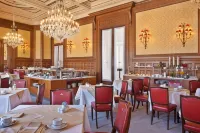 Hotel Avenida Palace Hotels in Lisbon
