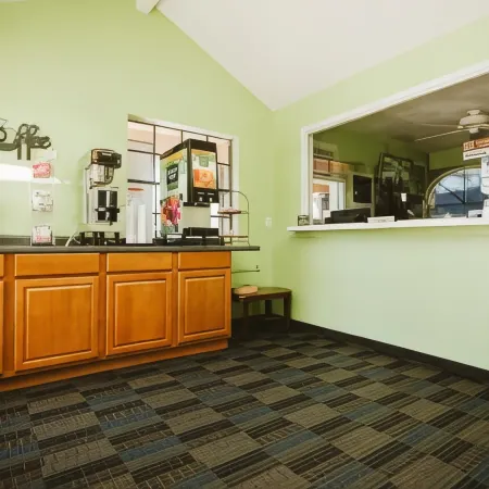 Regency Inn - Channelview