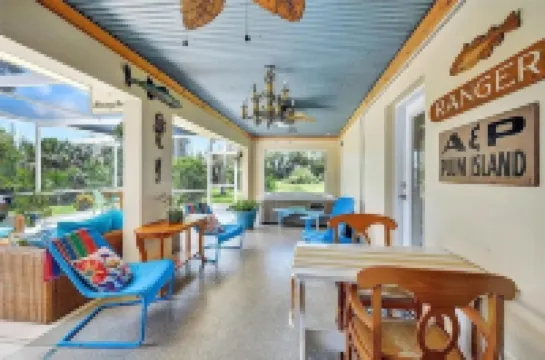 The Clubhouse - Fish, Bike and Relax in this spacious Home with a Hot Tub