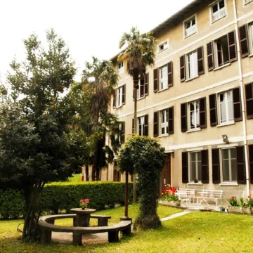 Santangela Hostel & Rooms