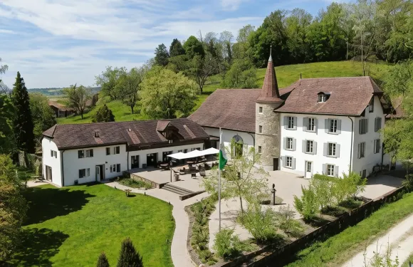 薩拉威克斯酒莊酒店