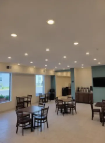 สลีป อินน์ แอนด์ สวีทส์ - โคลิเซียม แอเรีย โรงแรมในกรีนสโบโร