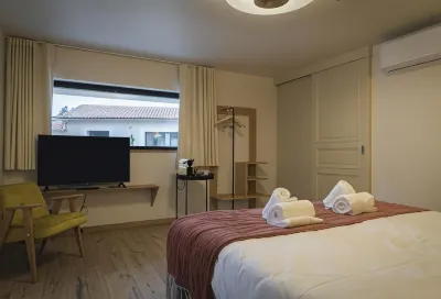 Domaine de l'Ecorcerie فنادق في Liguge