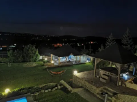 位於Łysicą下的公寓 酒店