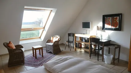 Lindenhof Gästehaus & Hofcafe