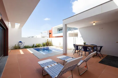 Villa Terracota by Acasadascasas Hotels in Carvoeira