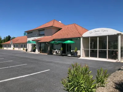 Villa Motel Hotels in Marville