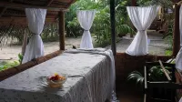 River Side Cabana Hotels in Debarawewa