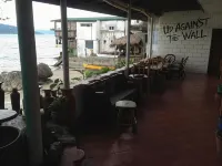 Harleys Pub and Hotel