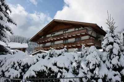 Hotel Catinaccio Hotel in zona Parco giochi Canazei