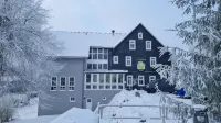 Pension Breitenborn Hôtels à : Neustadt am Rennsteig