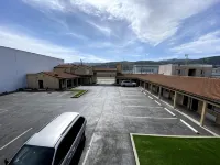 加利福尼亞州達利城橋點旅館 - 停車場