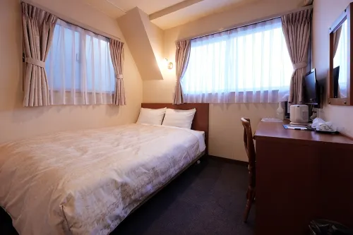 Hotel Suntargas Ueno - 2 estrellas