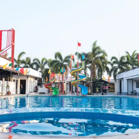 Quezon Premier Hotel Candelaria