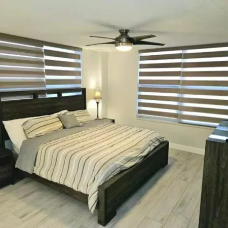 Stylish beachfront condo 2 bed 2 bath panoramic balcony sleeps 6