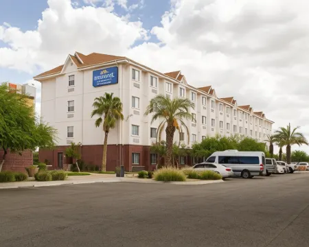 Microtel Inn & Suites by Wyndham Ciudad Juarez/US Consulate Hotels in Ciudad Juarez