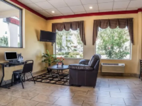 エコノ ロッジ セント ジョージ ノース - ニア パイオニア パーク セントジョージのホテル