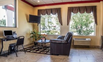 Econo Lodge St George North - Near Pioneer Park