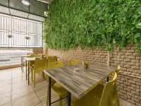 RedDoorz at Tara Homestay Palembang Hotels in Ilir Timur II